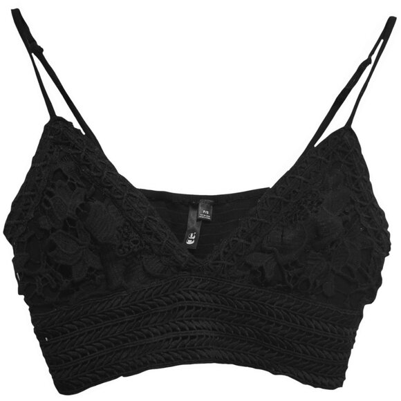 Black lace cropped top - Picture 3 of 3
